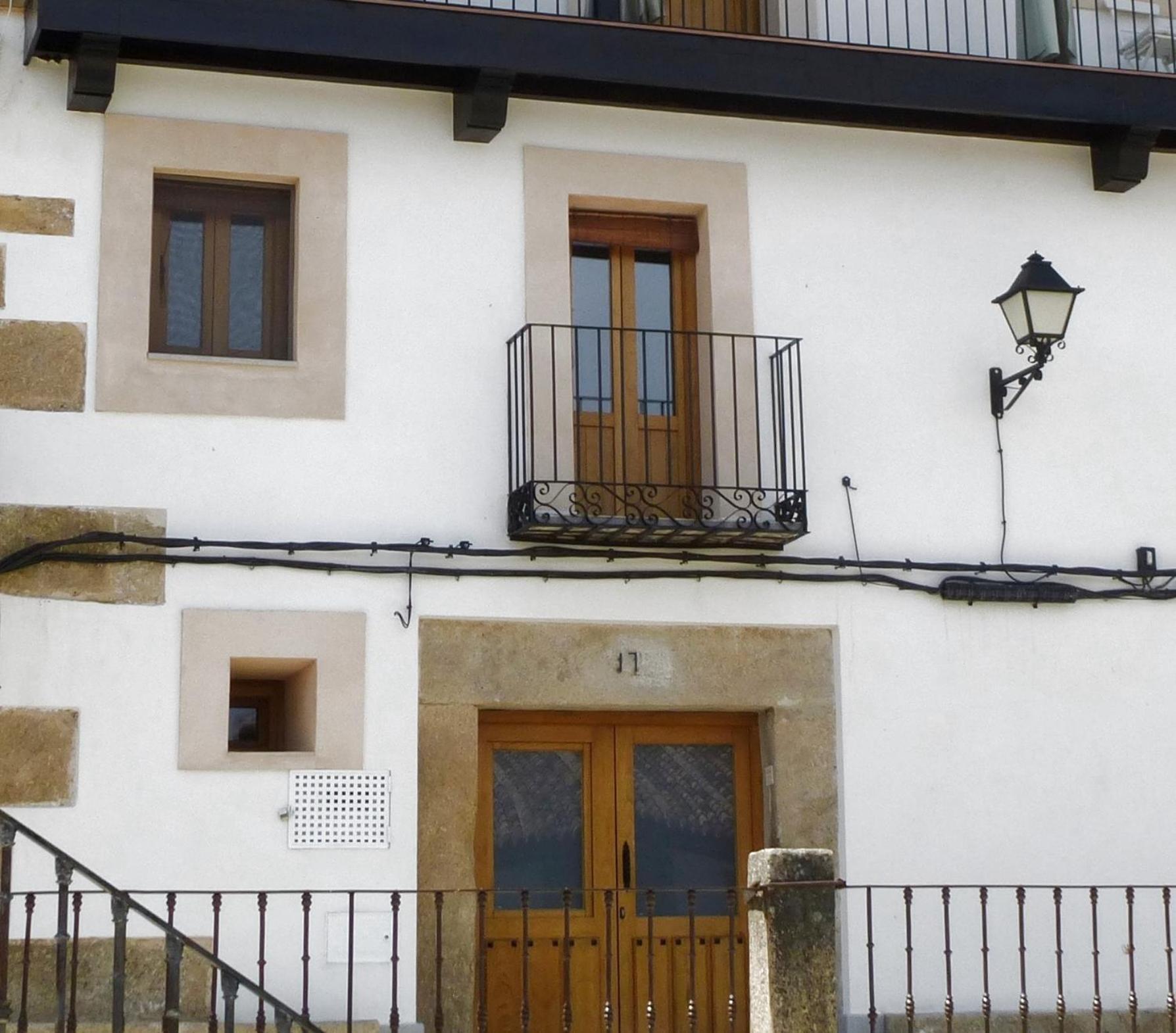 Apartamentos Rurales Entre Fuentes Куакос-де-Юсте Екстер'єр фото
