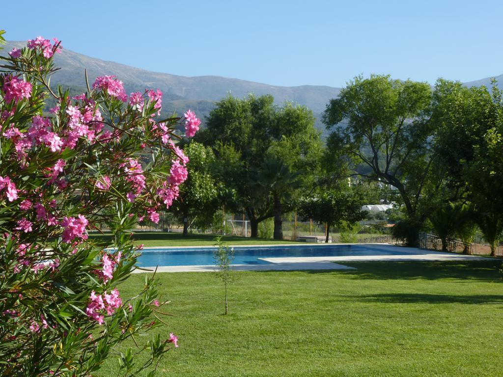 Apartamentos Rurales Entre Fuentes Куакос-де-Юсте Екстер'єр фото